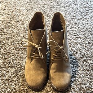 Lucky Brand Tan Suede Ankle Boots